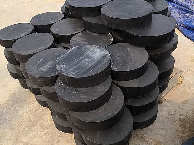 南宫市板式橡胶支座由若干层橡胶片与薄钢板经加压硫化